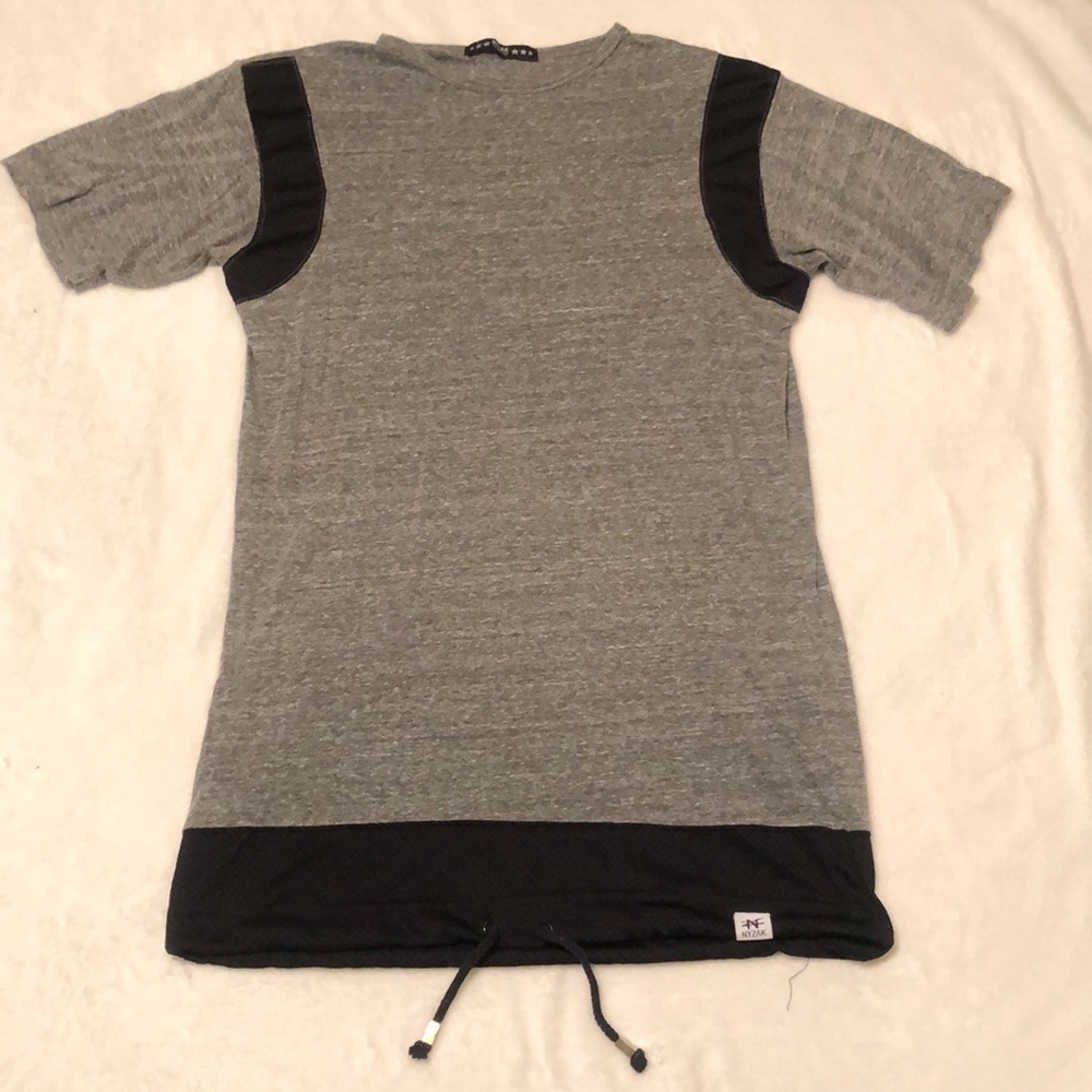 NYZAZ grey and black mesh adjustable tee